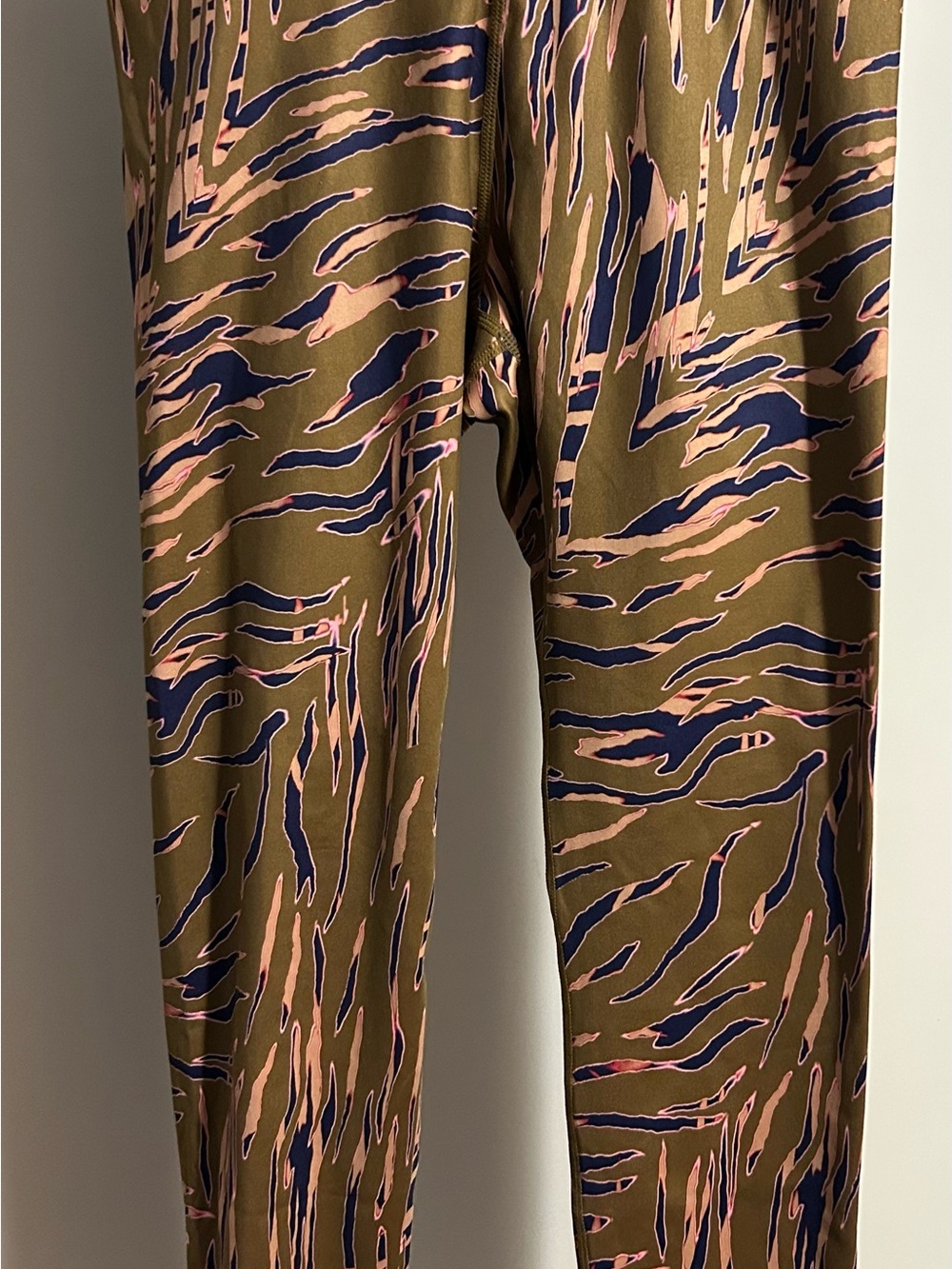 JoyLab Olive Green Sweatpants with Navy and Pink Print